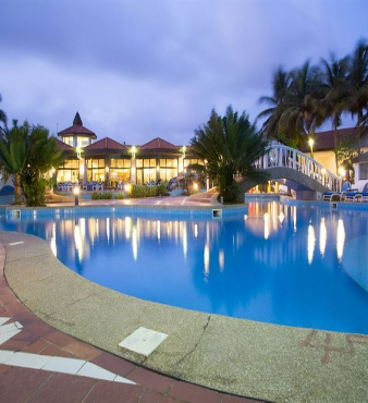 La Palm Royal Beach Hotel